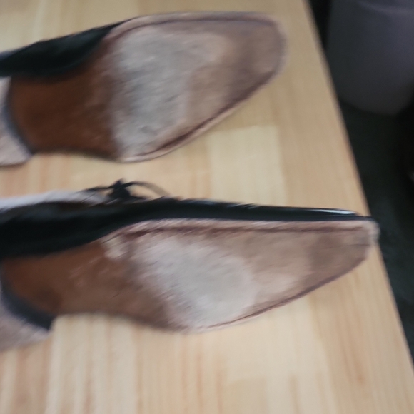 Black and Cream Oxford Spectator Shoes - Picture 3 of 4